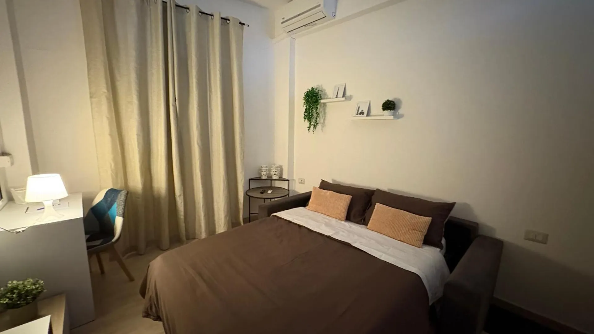 Luxia Apartment - Svincolo Messina Centro