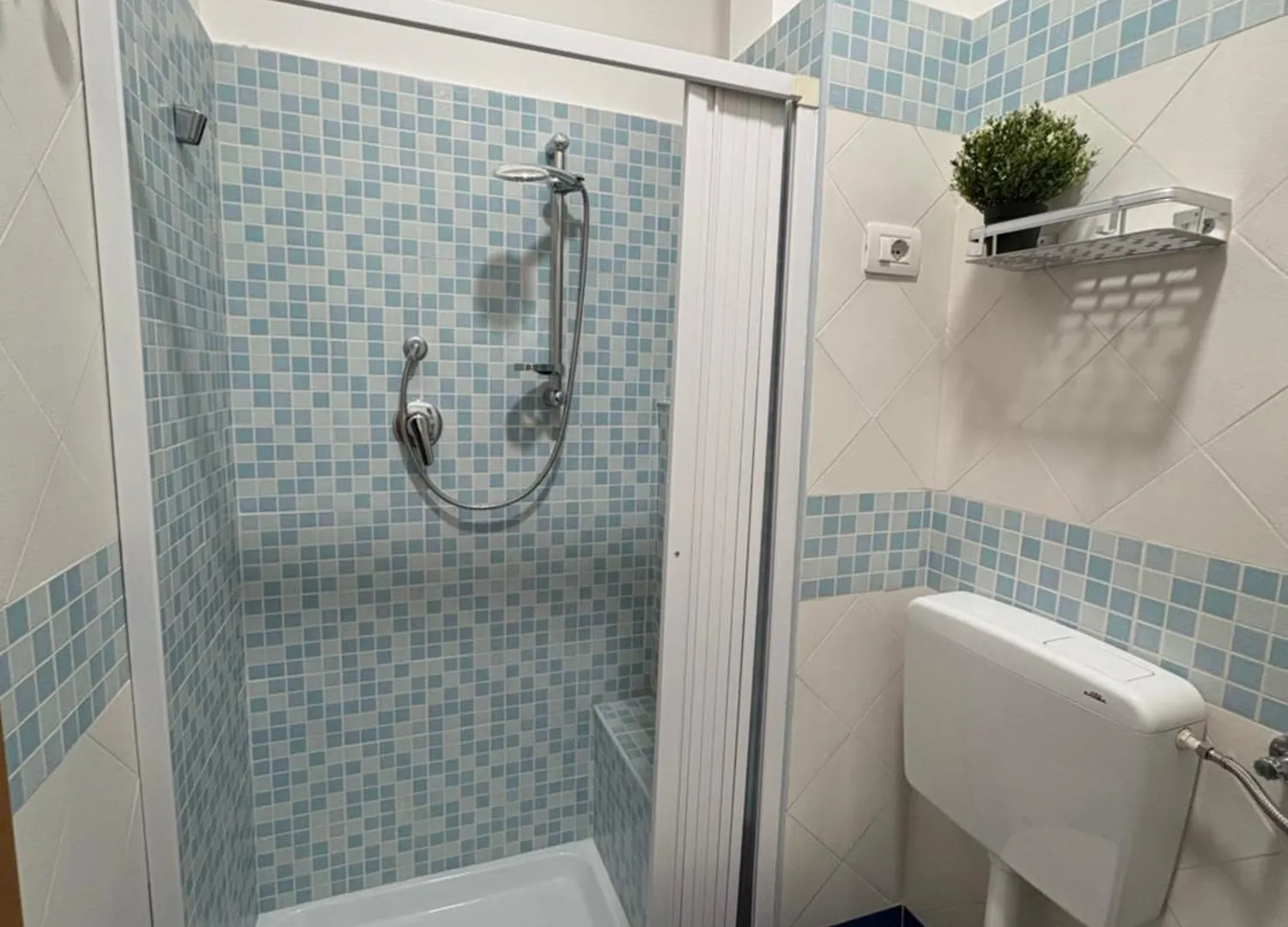 Luxia Apartment - Svincolo Messina Centro 0*,  İtalya